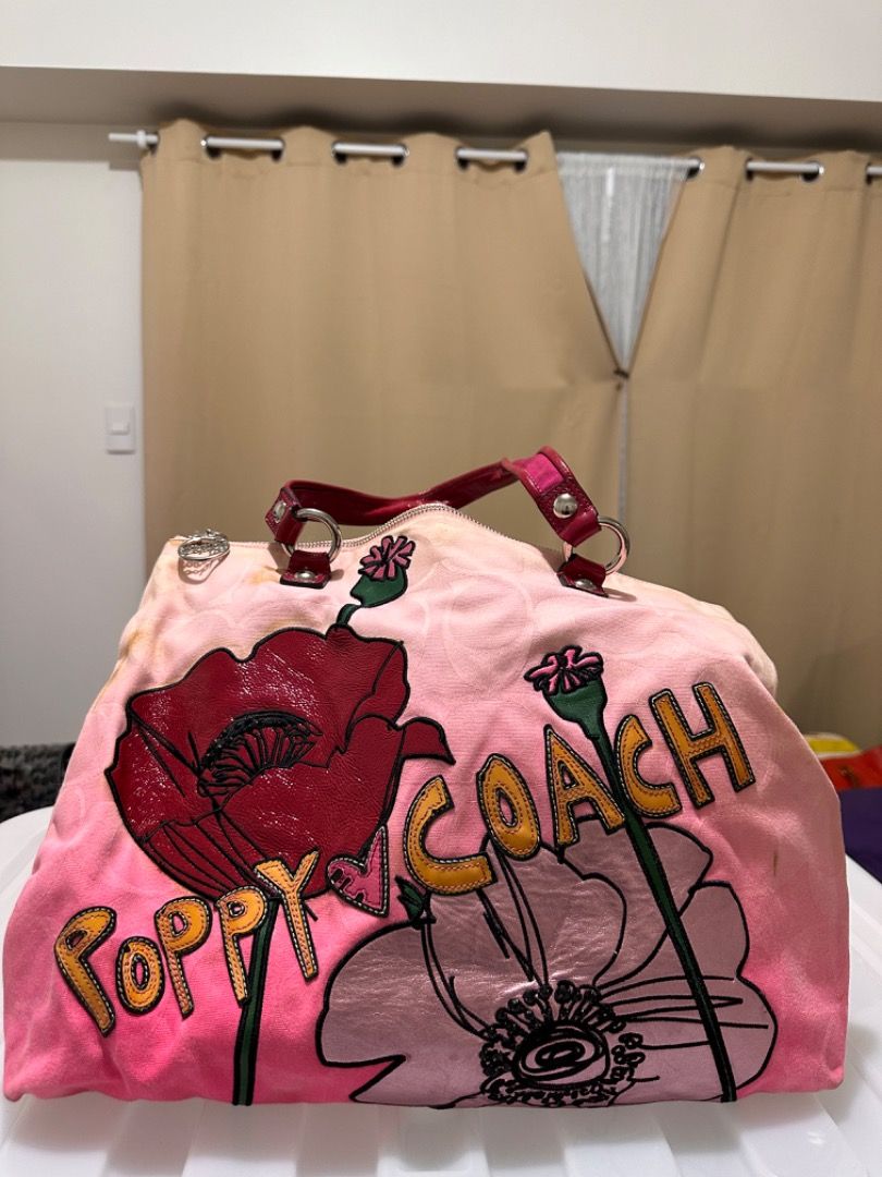 Coach x Poppy Canvas Shoulder Bag (Category: Luxury Bags & Wallets) located in Pasig City. Submitted by ai.md (Listing ID 1281747862, Image 2). Description: Coach x Poppy Shoulder Bag • authentic, with stains from storage, ikaw na po bahala magpa spa Reminders: 💎 Guaranteed AUTHENTIC 🛍 No S H O P E E Check Out 💸 BDO/BPI/GoTyme/GCash ONLY (Can also do Cash on Pick Up option via LBC) ❤️‍🩹 No Return, No Exchange, No Refund ‼️ All sales are final