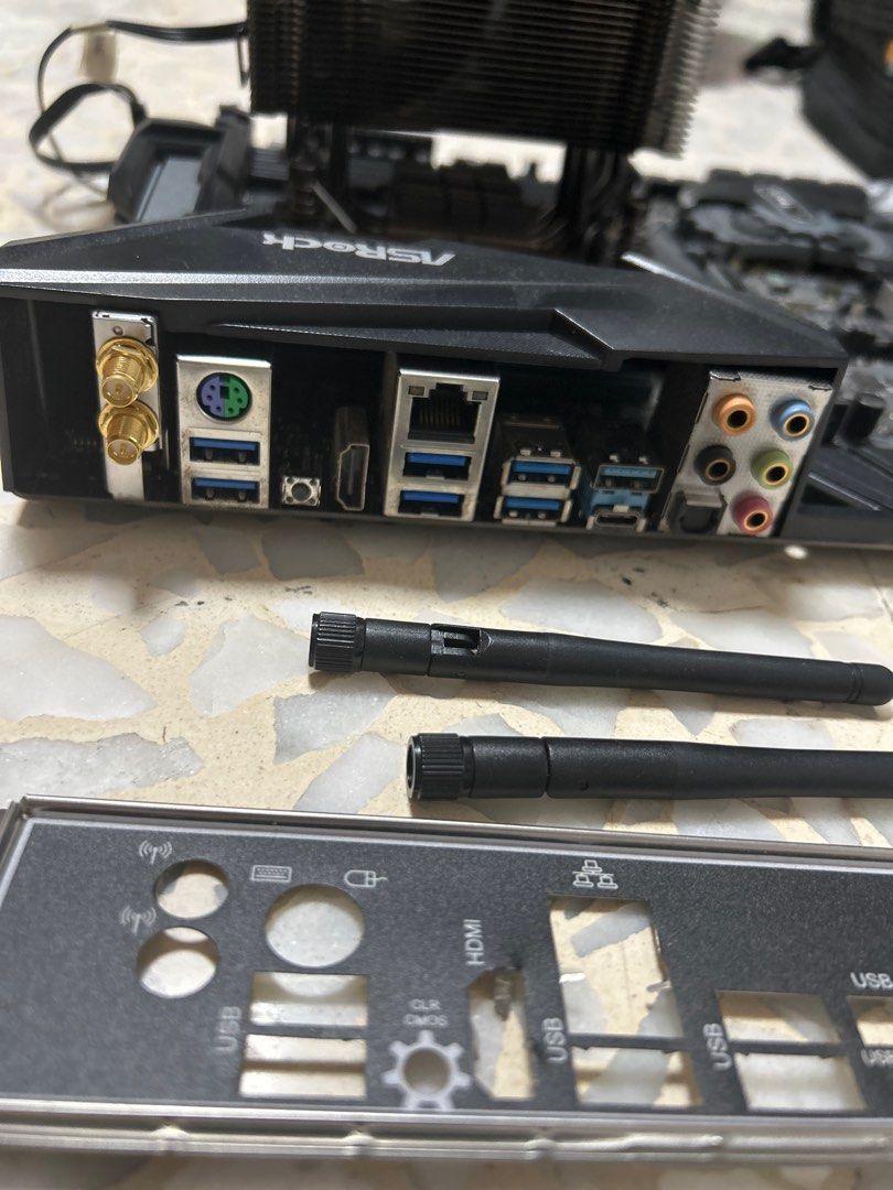 Mobo for 2700x online