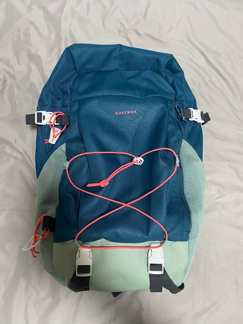 Quechua backpack singapore hot sale