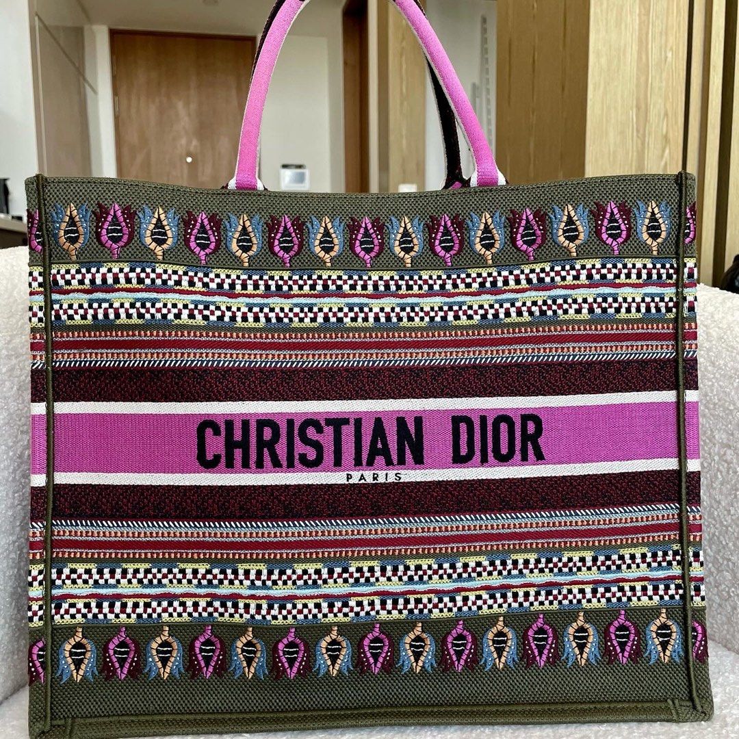 Christian dior big tote outlet