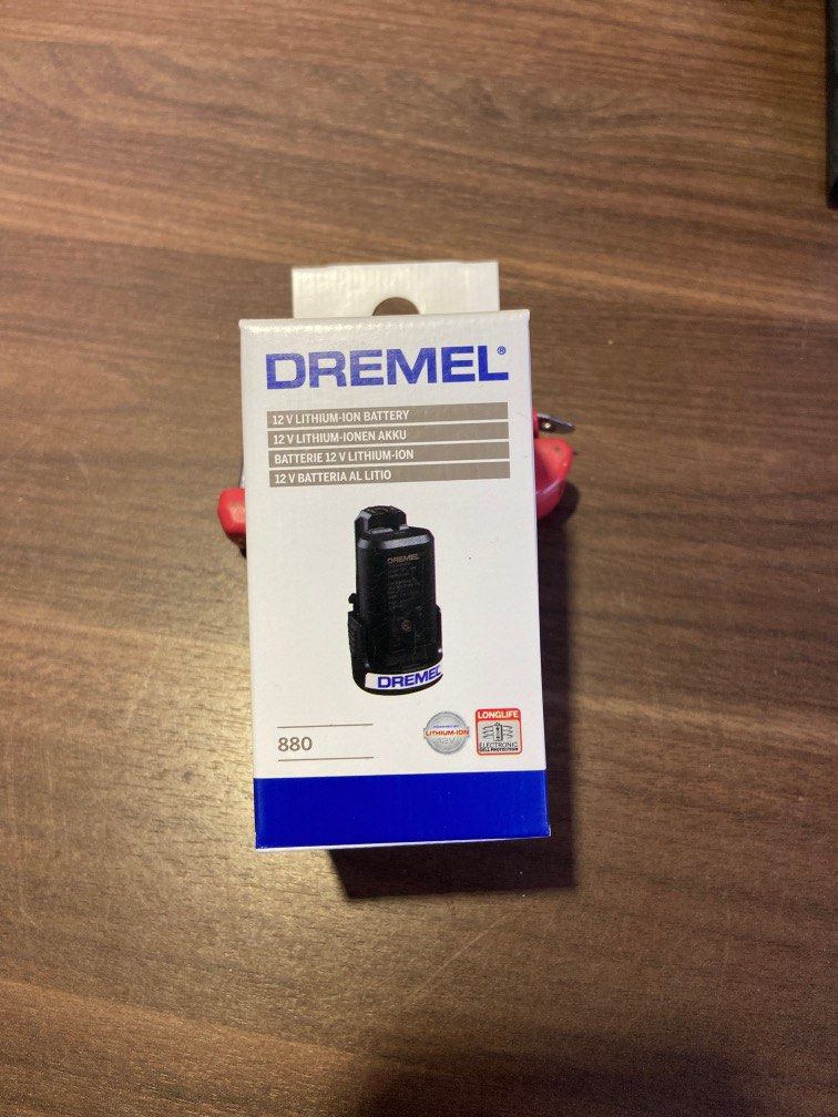 Barely used Dremel 8220 with case and accessories, Hobbies & Toys,  Stationery & Craft, Craft Supplies & Tools on Carousell