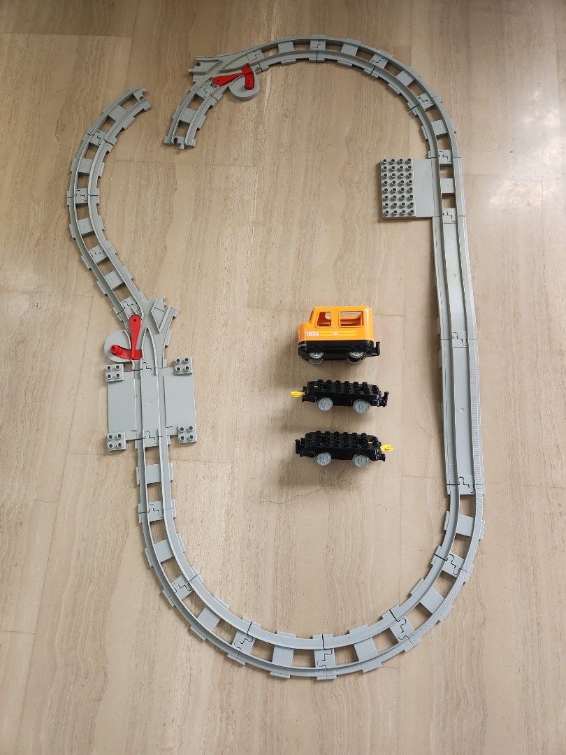 Duplo train hot sale track bridge