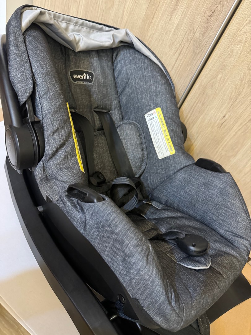 Evenflo Sibby car seat with adapter