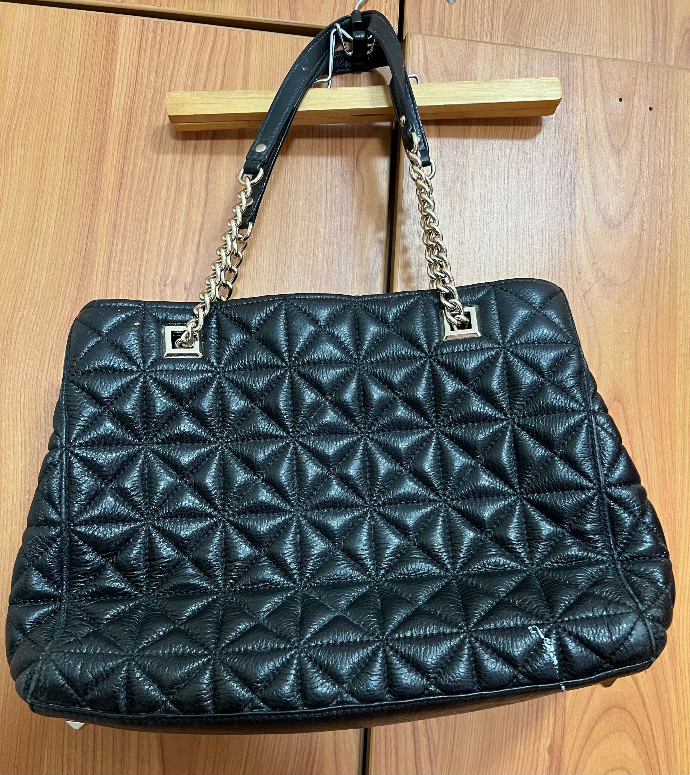 Expat Sale very pretty and large Desinger
