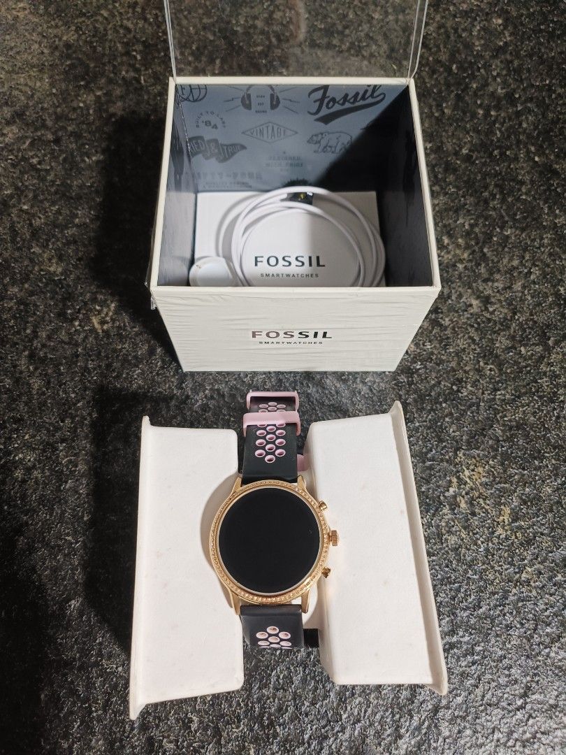 Gen 1 outlet fossil smartwatch