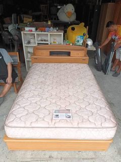 Francebed elegant double size bedset  Sealy hotel comfort 9inch mattress With drawers In good condition Code akc 1277