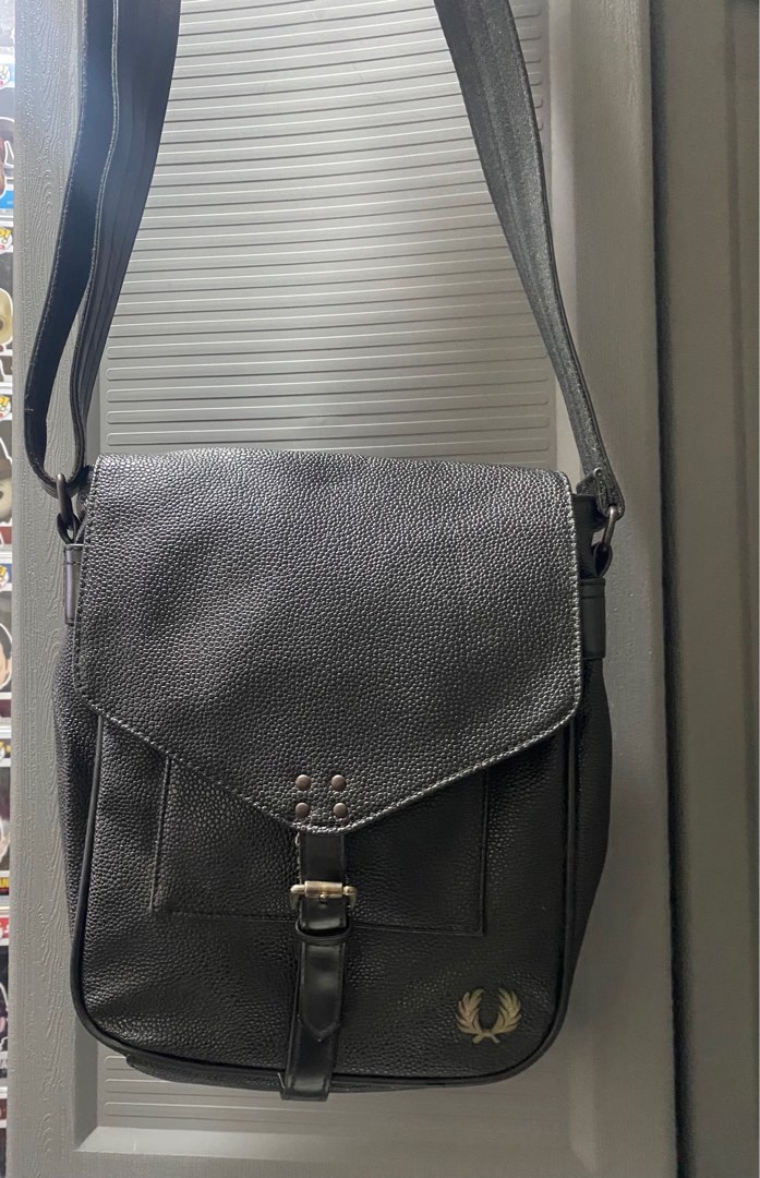 Fred sale perry satchel