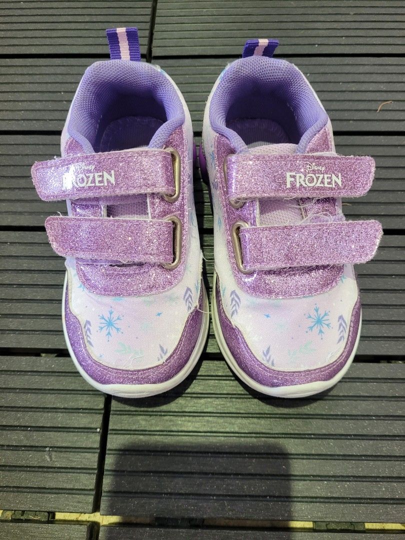Frozen running hotsell shoes