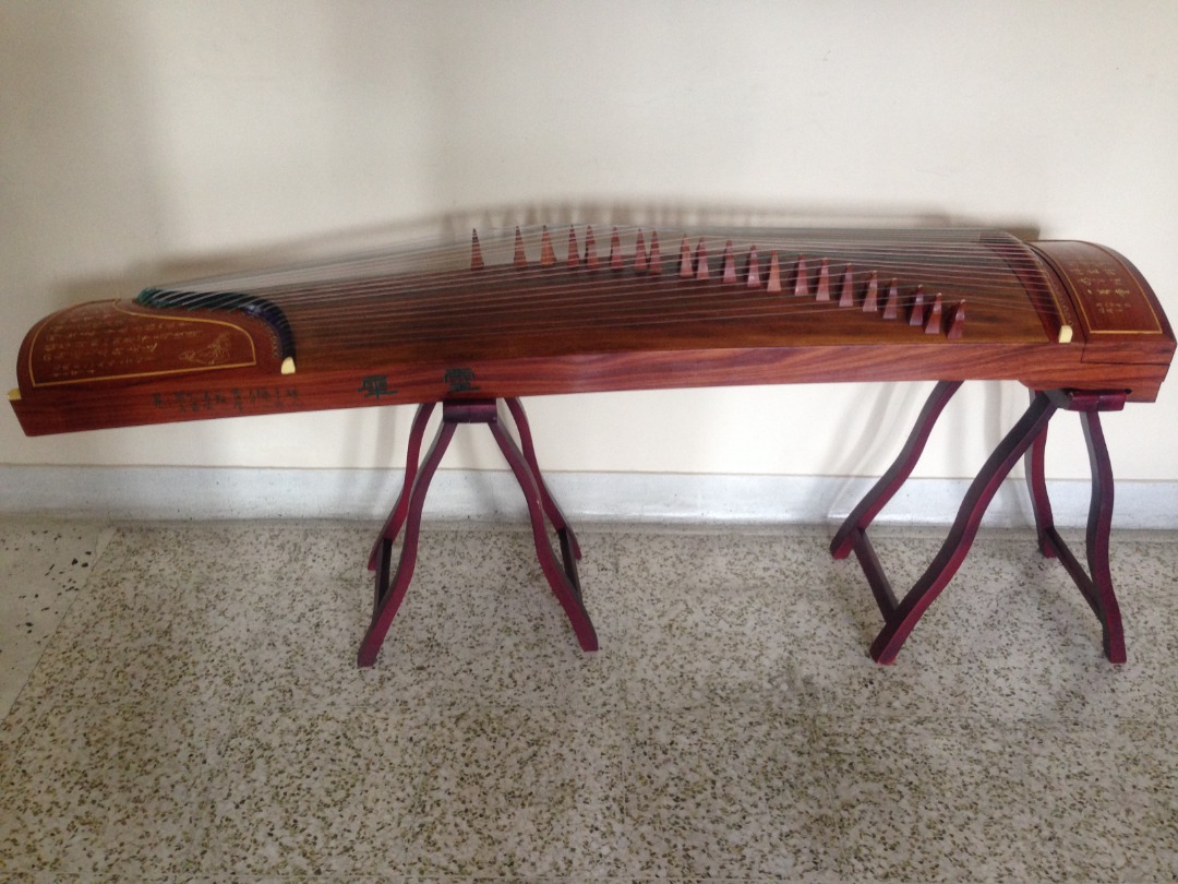 Guzheng (灵犀古筝 ) 21 strings standard size, Hobbies & Toys, Music