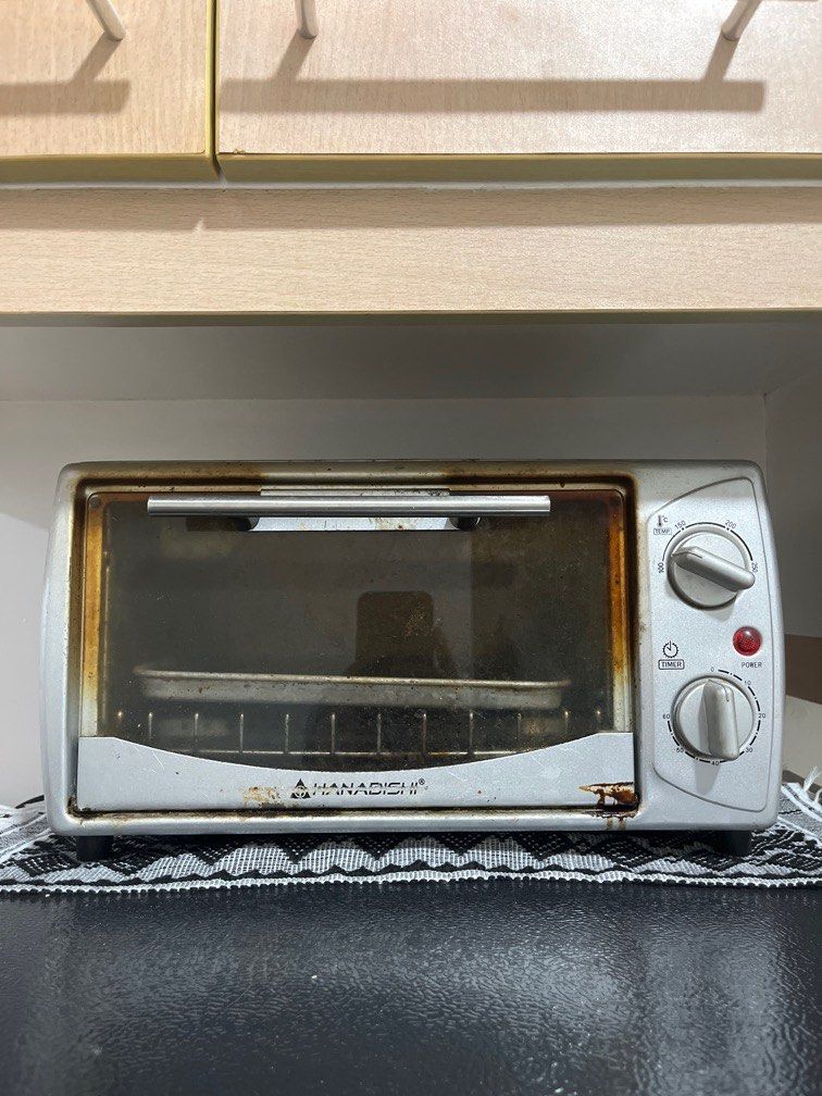 Hababishi Oven Toaster (Category: Ovens & Toasters) located in Mandaluyong City. Submitted by margemerx (Listing ID 1281770498, Image 1). Description: 10-liter capacity 60-minute timer with bell ring 100-250°C temperature 2 pcs. quartz tube heating elements Top and bottom heating Heat selector Hanabishi is a recognized leading home appliances brand in the Philippines for more than thirty years now having started in 1986. Its decades of existence 