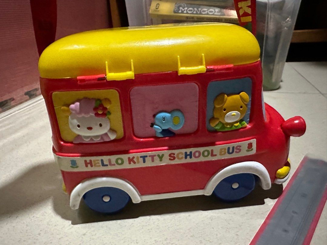 Hello kitty vintage popcorn bucket (Category: Character Goods) located in Caloocan City. Submitted by ashleyscorner (Listing ID 1281653212, Image 3). Description: .
