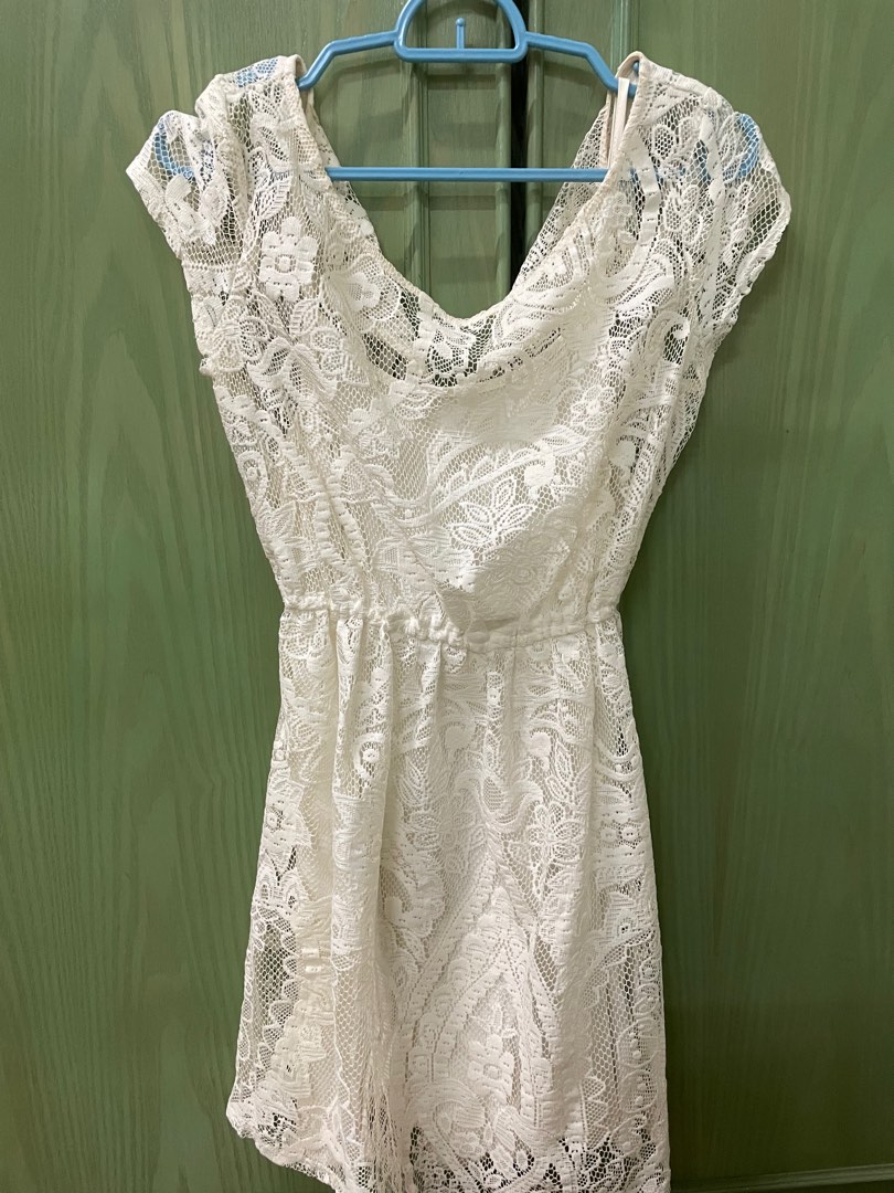 White lace Hollister dress  Hollister dresses, Lace white dress