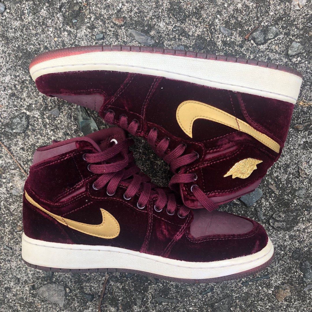 Air jordan 1 heiress velvet top