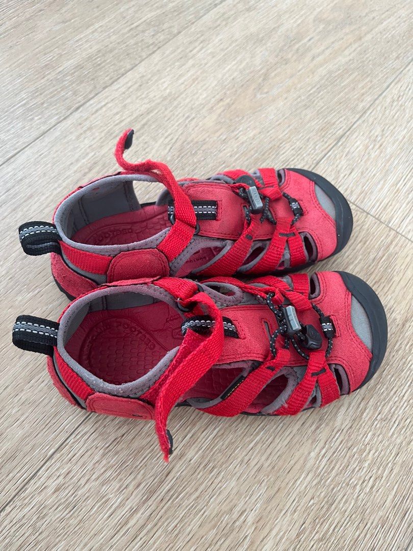Red sandals size 3 hot sale