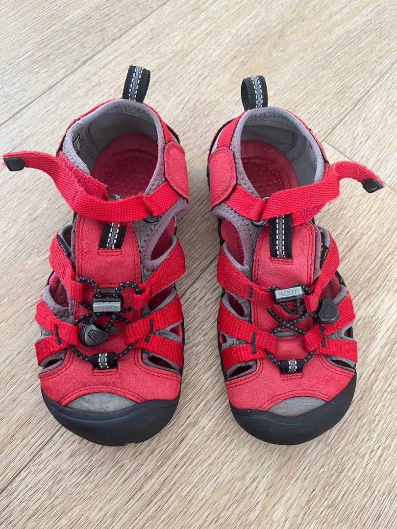 Red Keen kids sandals size 13US
