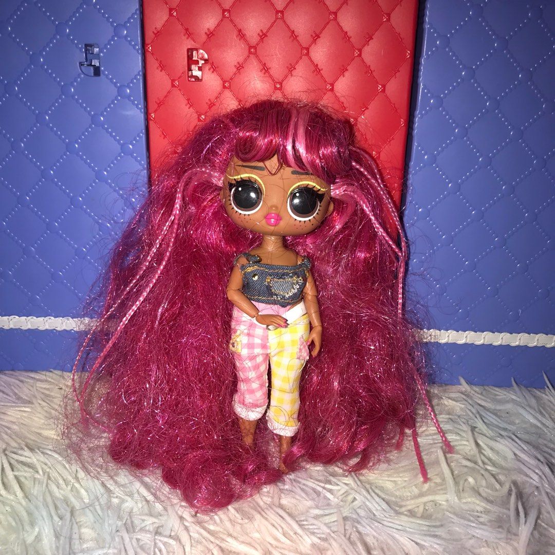 LOL TWEENS (Category: Babies & Kids Fashion) located in Paranaque City. Submitted by bobmarly (Listing ID 1281652081, Image 2). Description: ₱700 each or TAKE ALL ₱2,000.