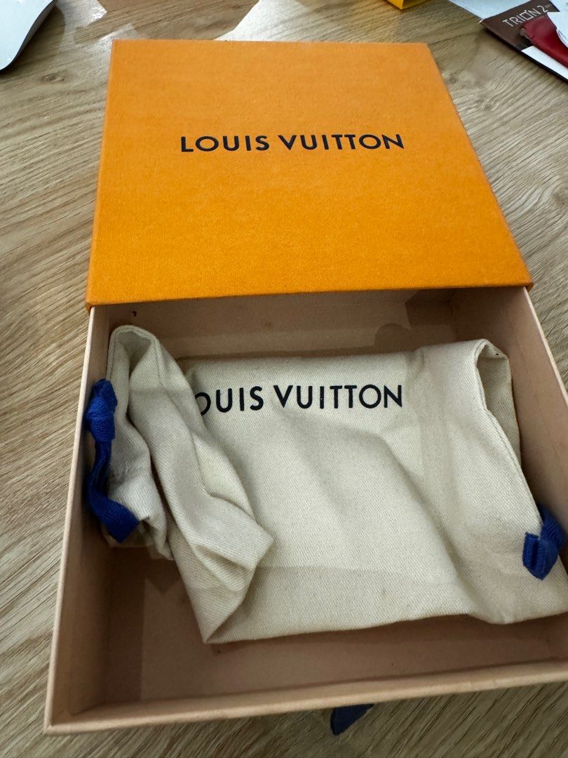 Lv box best sale and dust bag