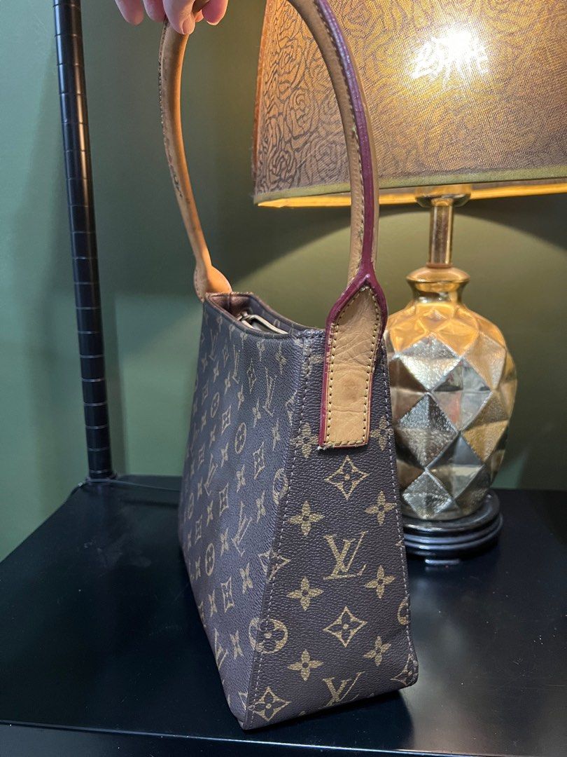 LV Looping Shoulder Bag (Category: Luxury Bags & Wallets) located in Pasig City. Submitted by home.declutters (Listing ID 1281693777, Image 2). Description: Pasalubong from a friend 2nd hand from Japan..