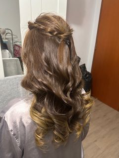 (Category: ) located in . Submitted by zoeli_makeup (Listing ID 1281746628, Image 1). Description: .