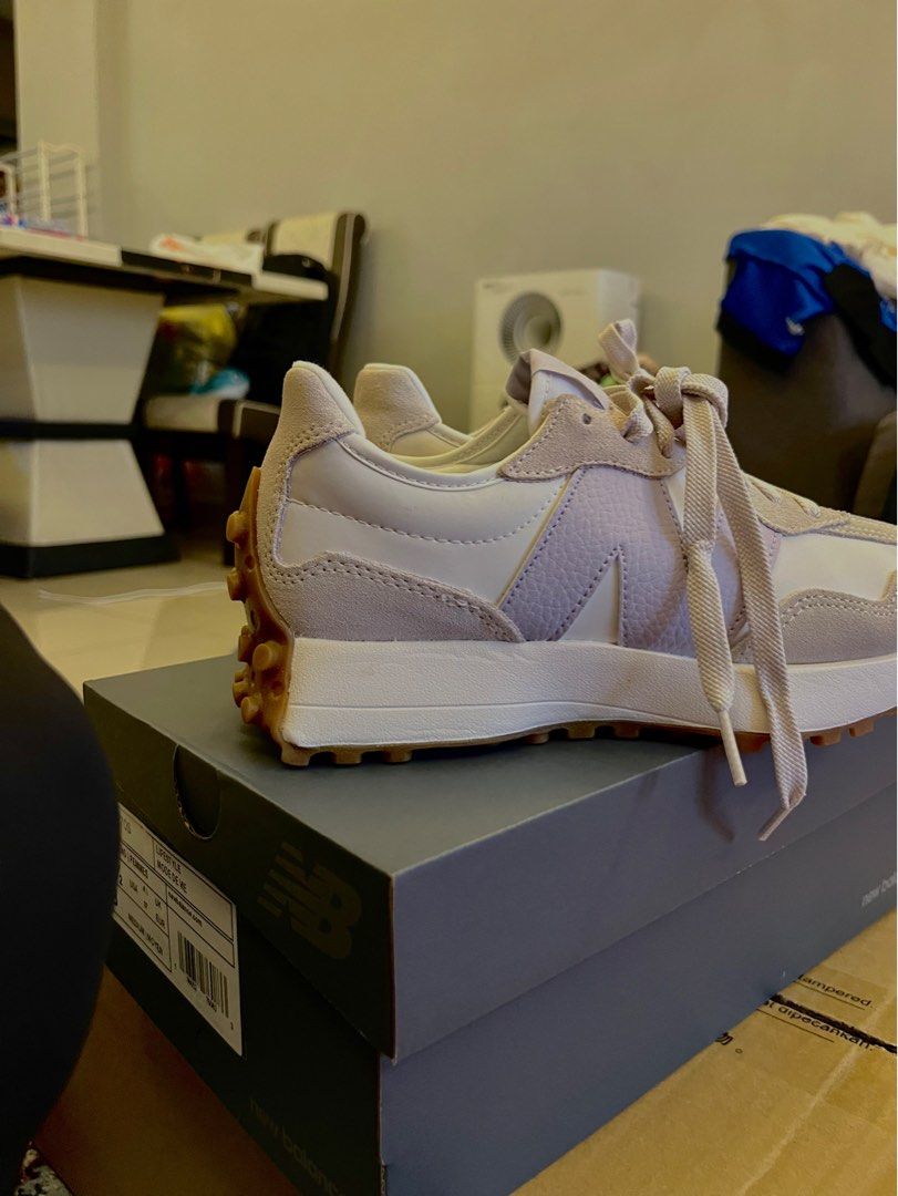 New Balance 327 size 4.5 Men s Fashion Footwear Sneakers on