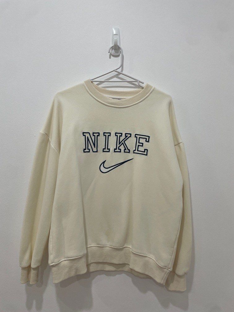 Cream discount nike sweater