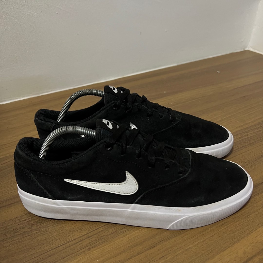 Nike charge sb store