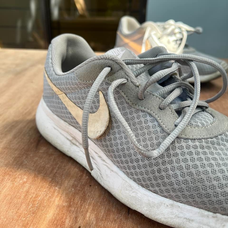 Nike tanjun top wolf grey