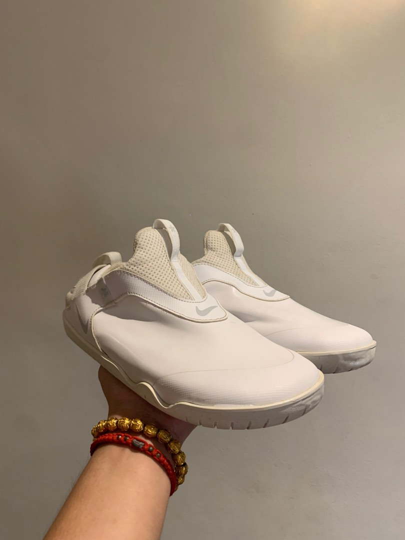 Nurse on sale shoes pulse