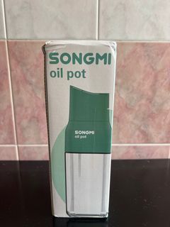 (Category: ) located in . Submitted by bottlescollection (Listing ID 1281654778, Image 1). Description: .