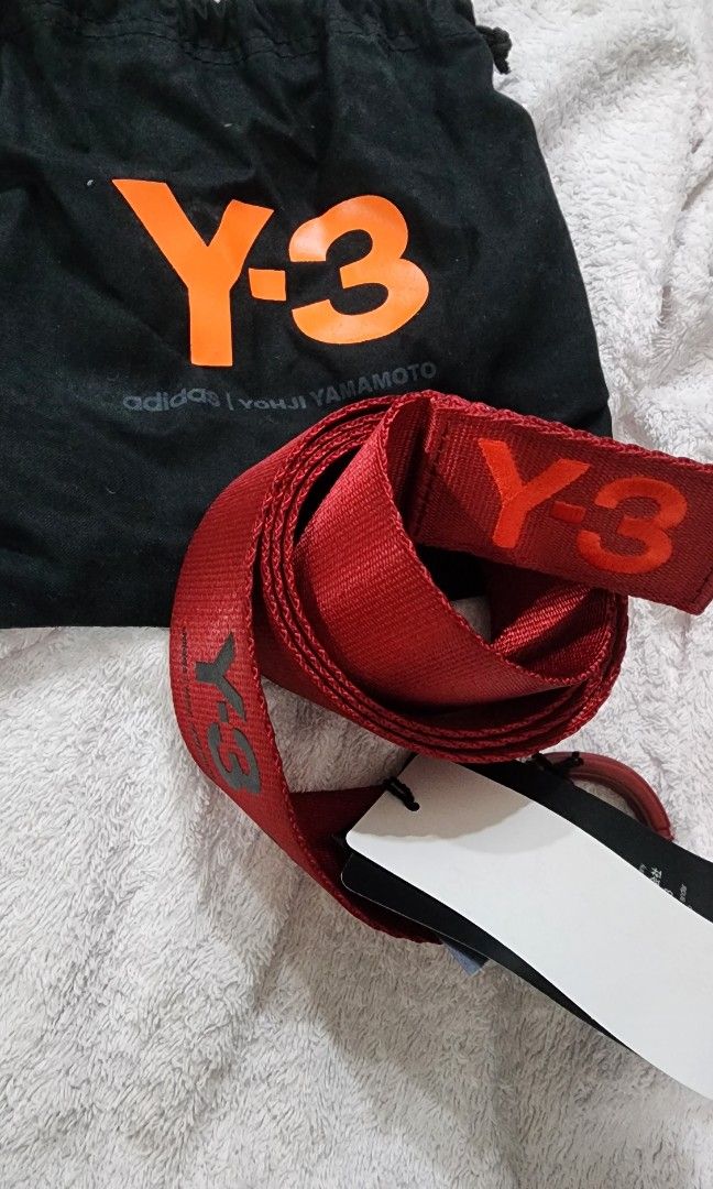 Y3 belt shop