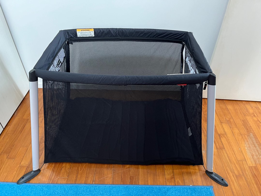 Phil&Teds travel cot, Babies & Kids, Baby Nursery & Kids Furniture