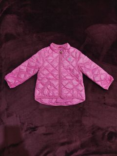 (Category: ) located in . Submitted by aboutshewears (Listing ID 1281770817, Image 1). Description: .