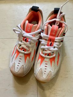 （分類：）位於 。 由 ckckck1212 提交（商品編號 1281693338，圖片 1）。簡介： 。