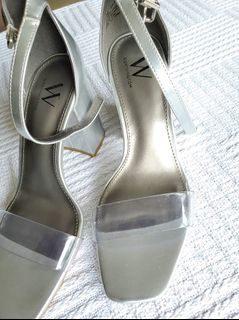 Cheap hotsell silver shoes