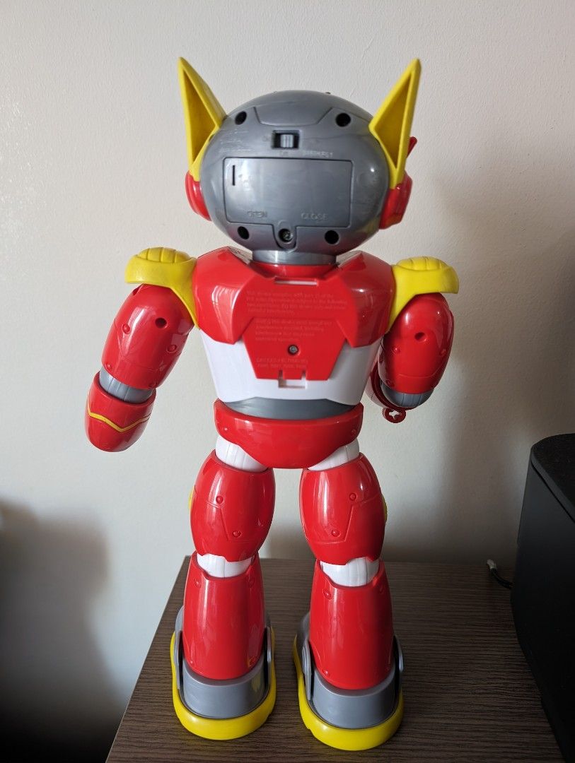 Ryan's World Ultimate Red Titan (Category: Action & Battle Toys) located in Quezon City. Submitted by cart_rd (Listing ID 1281688301, Image 2). Description: played once, then displayed only sounds are working movable hands and legs has hand launcher no damage limited edition toys rtp P3499 slight negotiable.