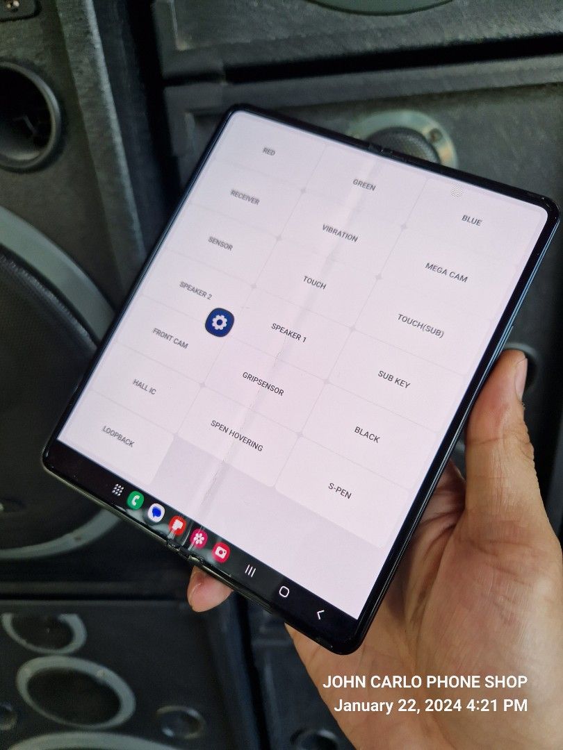 Samsung Z fold 3 5g (Category: Samsung) located in Quezon City. Submitted by mubrogadgets (Listing ID 1281671641, Image 2). Description: Samsung Z fold 3 5g for sale or swap no issue and no history of repair may flip mark na sa main screen ✅️5g ✅️256gb/12gb ✅️HIGH QUALTIY PERFORMANCE ➡️Qualcomm SM8350 Snapdragon 888 5G (5 nm) ➡️Adreno 660 ✅️HIGH QUALITY OF DISPLAY ➡️Foldable Dynamic AMOLED 2X, 120Hz, HDR10+, 1200 nits (peak) OPEN SA CASH ON DELIV