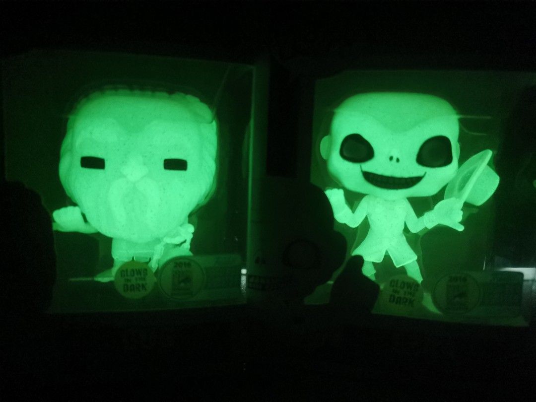 SDCC 2016 GUS & EZRA The Haunted Mansion Glow in the Dark Funko Pop DISNEY  1000 piece Limited Edition, Hobbies & Toys, Toys & Games on Carousell
