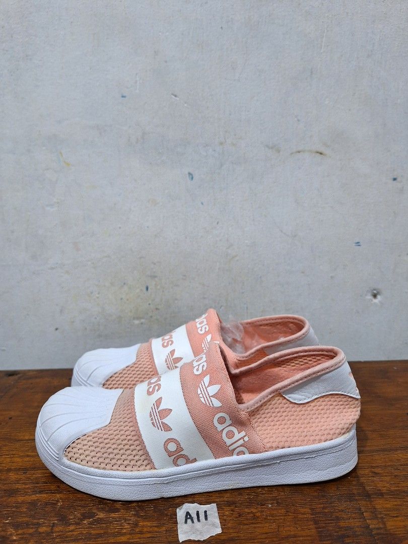 Adidas superstar slip on 34 discount