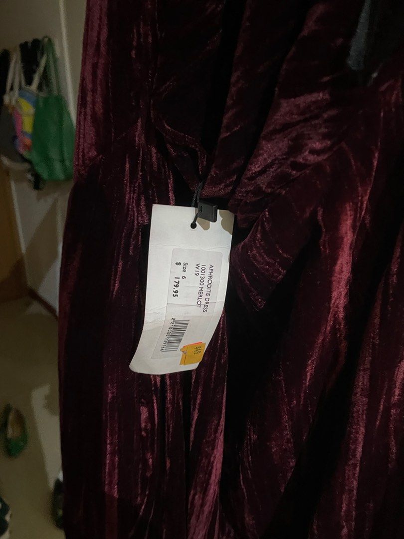 SHEIKE Dress Women s Fashion Dresses Sets Dresses on Carousell