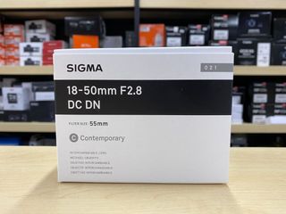 Sigma 18-50mm f/2.8 DC DN Contemporary Lens for Sony ZVE10 A6400 A6600  A6300 A6000
