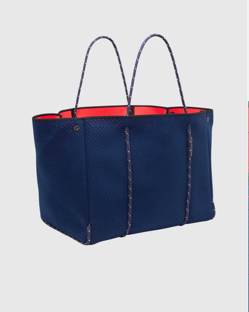 Escape 2025 bags australia