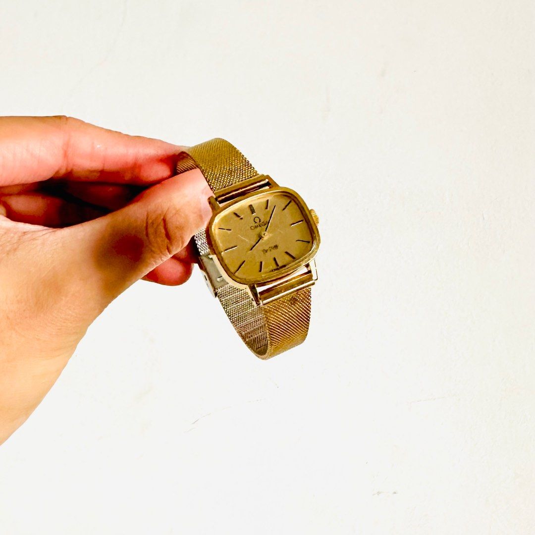 Omega gold deals square watch