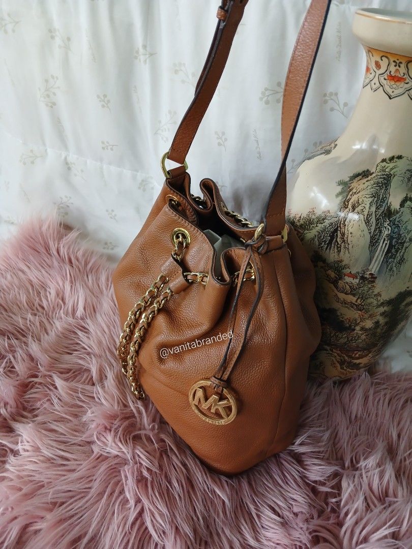 Tas Michael Kors Frankie Large Leather Convertible Drawstring