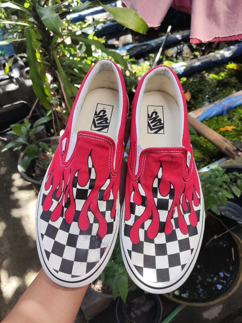 Slip on vans with red drip store
