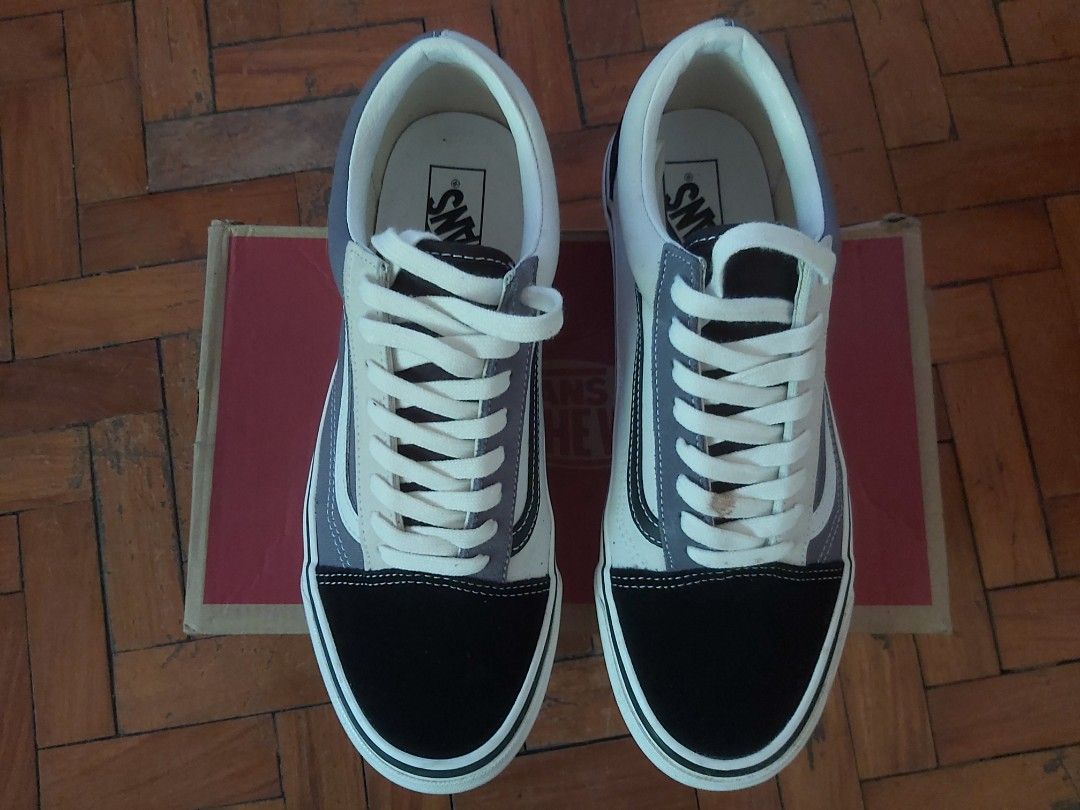 Vans Old Skool 36 Dx Anaheim Size 10 US (Category: Sneakers) located in Cainta. Submitted by rylo7 (Listing ID 1281695133, Image 3). Description: Used once Vans Old Skool 36 Dx Anaheim Size 10 US Authentic & Legit with original box Good as new condition SRP P4795 Selling price P3200 Loc: Cainta, Rizal.