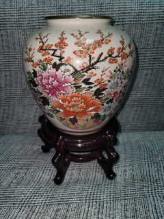 Vintage Arita Japan Vase