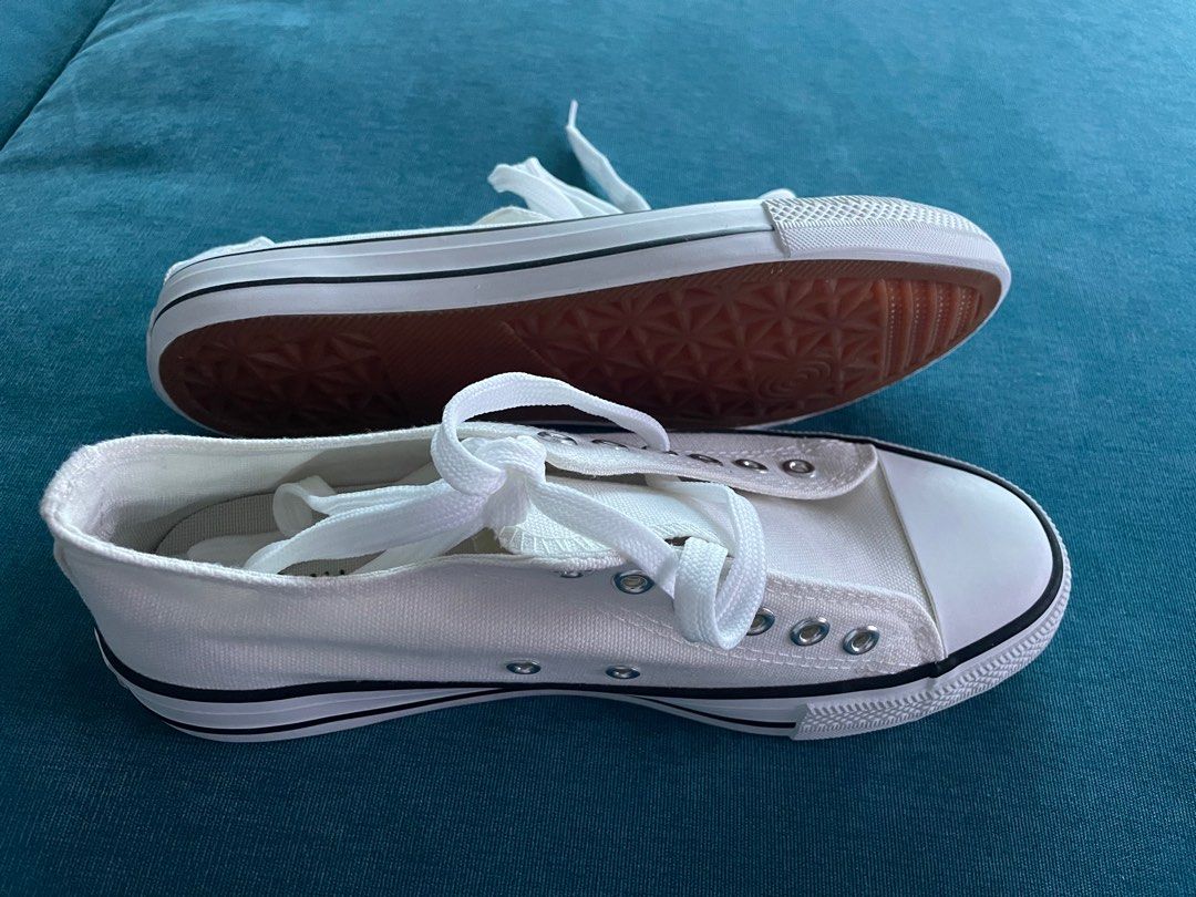 White canvas loafers discount