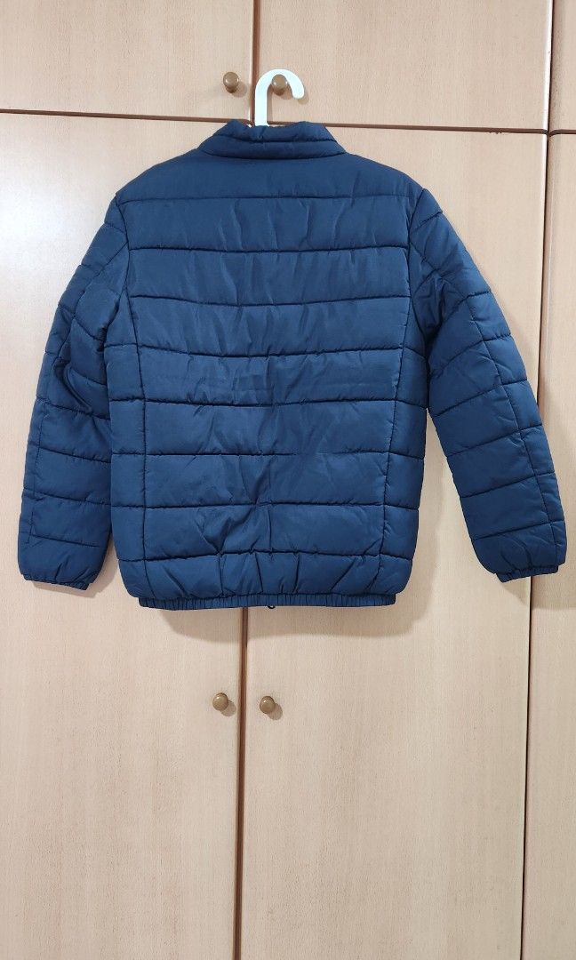 Winter Jacket (Category: Coats, Jackets and Outerwear) located in Singapore. Submitted by nlech (Listing ID 1281795960, Image 2). Description: Bought this winter jacket from tabao and wore once only. 2 side pockets + 1 inner pocket.