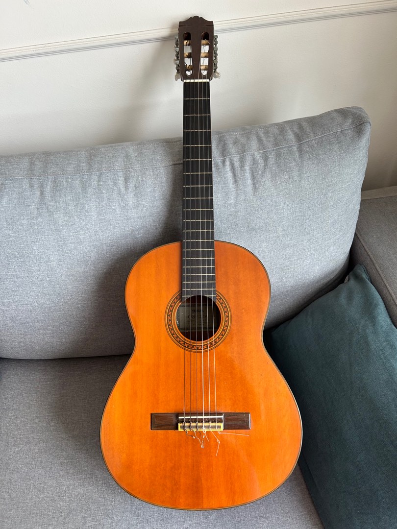 YAMAHA CG120A guitar Hobbies Toys Music Media Musical