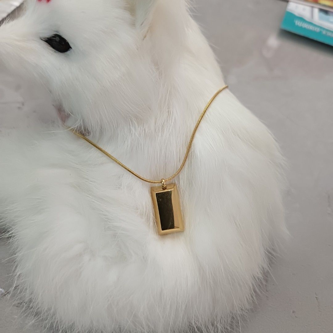 Gold cheap brick pendant